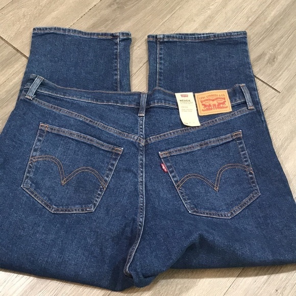 Levi’s “Wedgie Straight” High Rise NWT Medium Wash Ankle Jeans size 20W - Picture 3 of 13